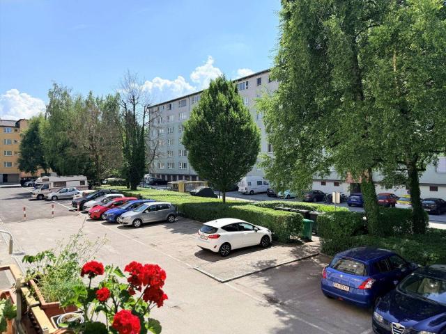 Herrnau Gemütliche 3 Zimmer Wohnung mit Loggia