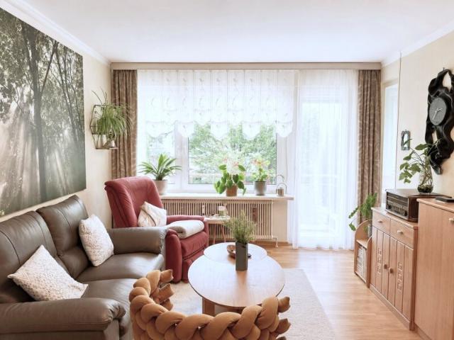 Herrnau Gemütliche 3 Zimmer Wohnung mit Loggia