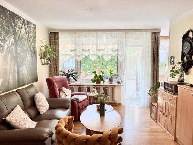 Herrnau Gemütliche 3 Zimmer Wohnung mit Loggia