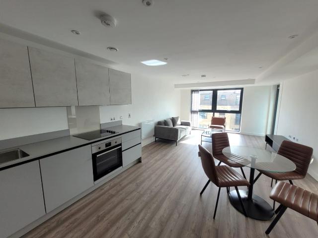 Herschel Street, Slough SL1, 1 bed flat to rent, £1,475 pcm | PrimeLocation