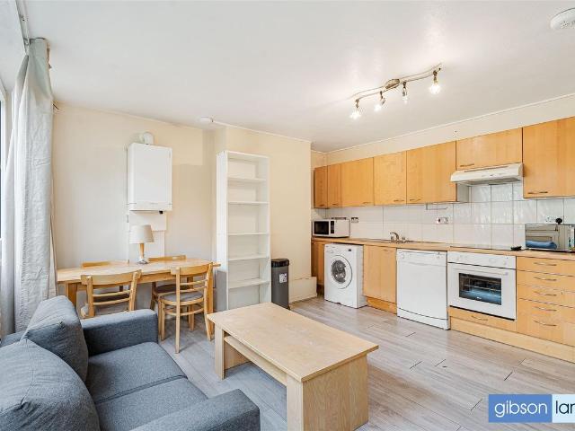 Hersham Close, Private Garden SW15, 4 bed maisonette to rent, £2,500 pcm | PrimeLocation