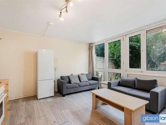 Hersham Close, Sw Private Garden, SW15