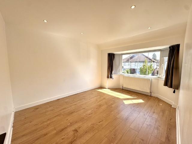 Heston Avenue, Middlesex, TW5
