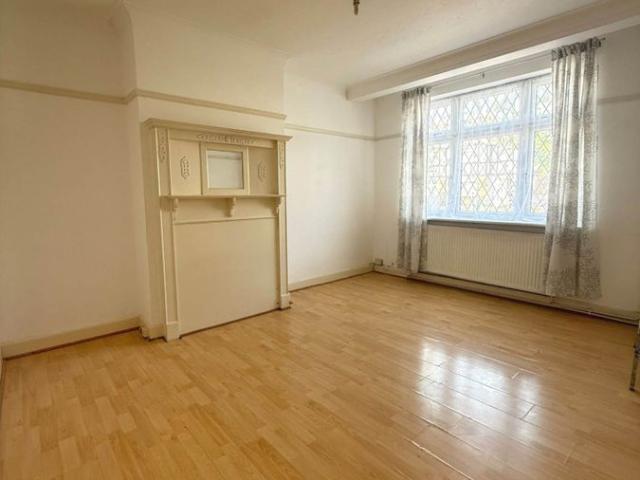 Heston Avenue, Hounslow TW5, 3 bed semi detached house to rent, £2,250 pcm | PrimeLocation