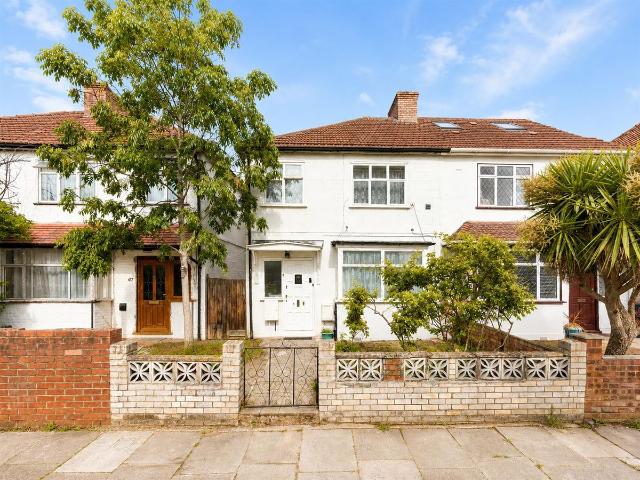 Heston Road, Heston TW5, 1 bed maisonette to rent, £1,450 pcm | PrimeLocation