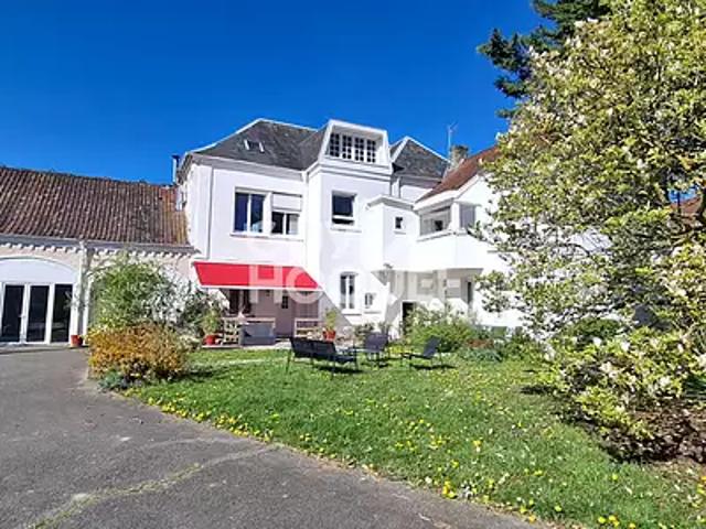 Hesdin 62140 Achat / Vente maison 15 pièces t15 au dernier étage piscine