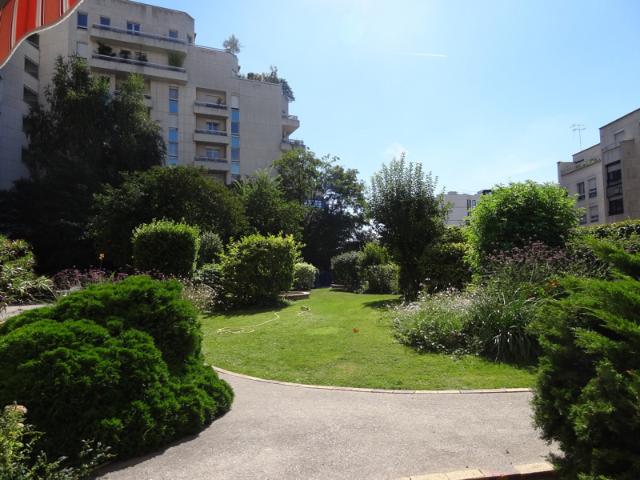 Hespérides de Courbevoie 2 pièces