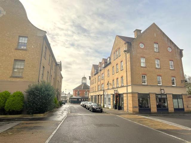 Hessary Place, Poundbury, Dorchester DT1, 2 bed flat to rent, £1,300 pcm | PrimeLocation