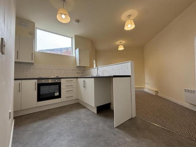 Hessle Road, Hull 1 bed flat to rent £525 pcm £121 pw