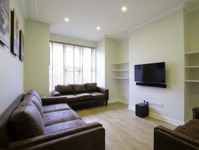 Hessle Terrace, Hyde Park, Leeds LS6, 6 bed shared accommodation to rent, £628 pppm | PrimeLocation