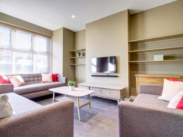 Hessle Terrace, Leeds LS6, 6 bed terraced house to rent, £659 pppm | PrimeLocation