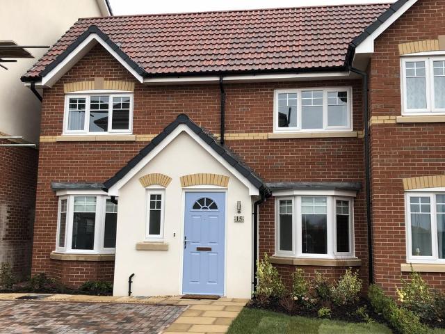 Hetherington Square, Kingsfield Park. 3 bed semi detached house to rent £1,300 pcm £300 pw