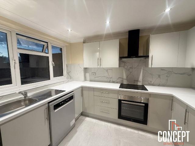 Hetherington Road, Middlesex TW17, 3 bed property to rent, £2,000 pcm | PrimeLocation