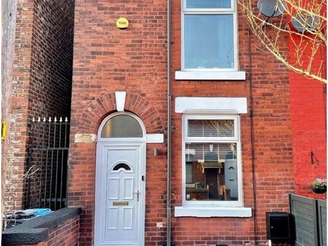 Hethorn Street, Manchester M40, 2 bed end terrace house to rent, £1,300 pcm | PrimeLocation