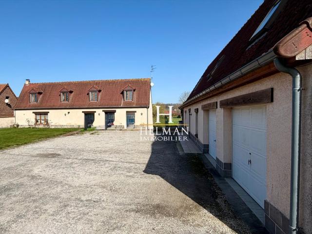 HEURINGHEM: Propriété avec 2 maisons individuelles dont une. 218m² Heuringhem