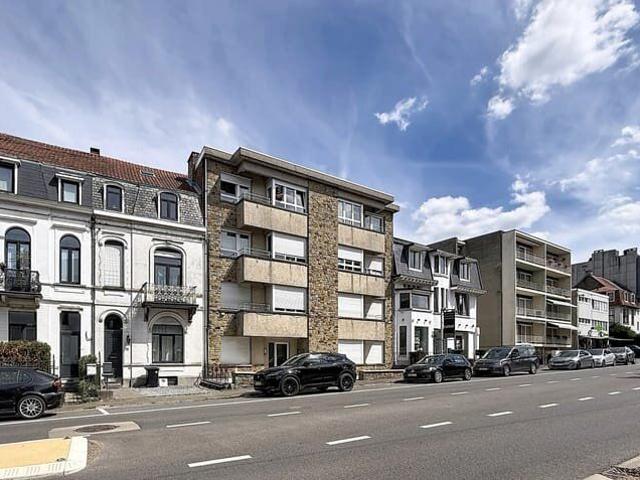 HEUSY: Appartement 2 chambres avec garage à louer