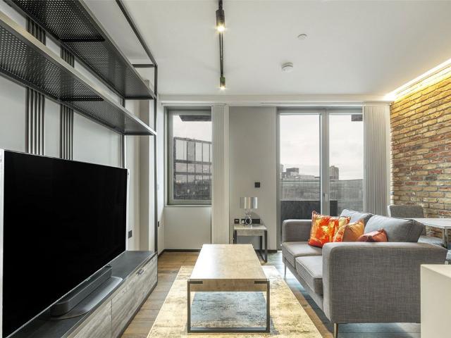 Hewett Street, Shoreditch EC2A, Studio to rent, £2,800 pcm | PrimeLocation