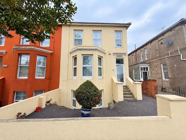 Hewlett Road, Cheltenham GL52, 1 bed property to rent, £895 pcm | PrimeLocation