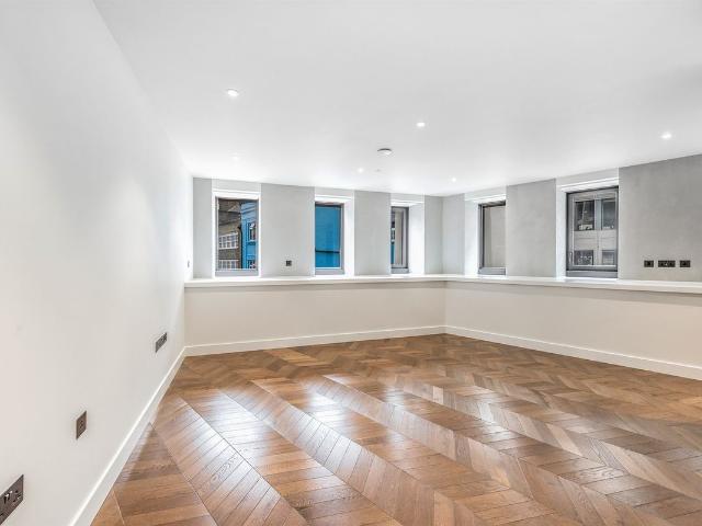 Hexagon Apartments, Covent Garden WC2B, 1 bed flat to rent, £3,900 pcm | PrimeLocation