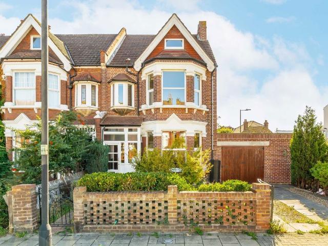 Heybridge Avenue, Streatham SW16, 5 bed semi detached house to rent, £3,800 pcm | PrimeLocation