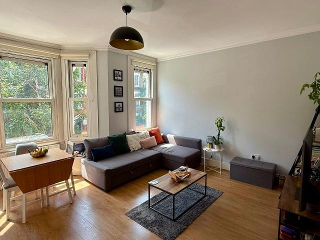 Heyford Avenue, London SW8, 1 bed flat to rent, £2,250 pcm | PrimeLocation