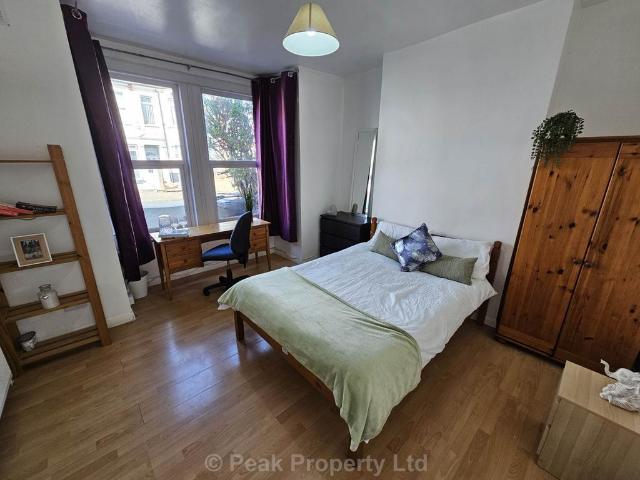 Heygate Avenue, Southend On Sea SS1 5 bed house share to rent £565 pcm £130 pw