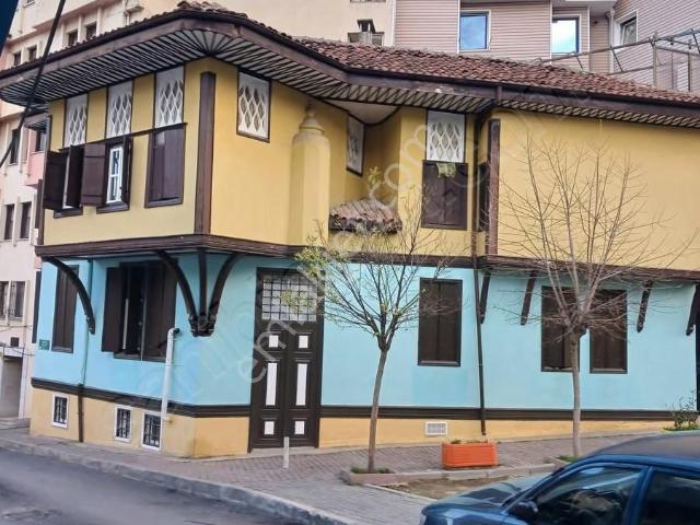 Heykel De Çok Özel Bir Daire