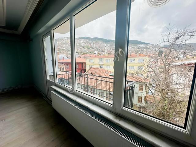 Heykel Maksem Caddesinde | Ara Kat Manzaralı 3+1 Kiralık Daire