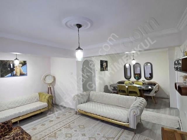 Heykelde Merkezi Konumda 2+1 Satılık Daire