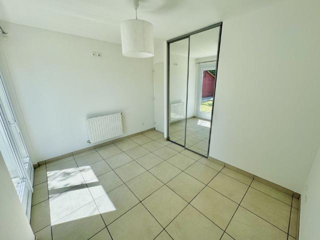 HEYRIEUX Maison plain pied T4 90m2 sur 433m2 terrain
