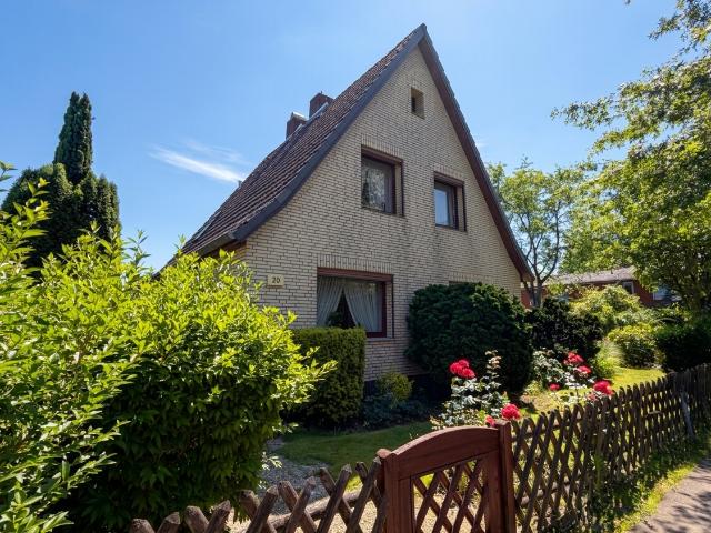 HH Hausbruch: Familienfreundlicher Grundriss. Sonniger Garten. Voll unterkellert