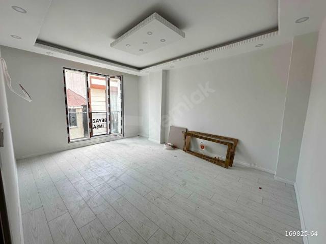 HİCRET'DEN 50.YIL MH. YERDEN ISITMALI 2+1,90M SIFIR 1.KAT DAİRE