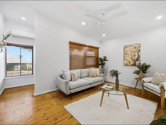 Hi, I’m peaceful, polished and perfectly designed for easy living