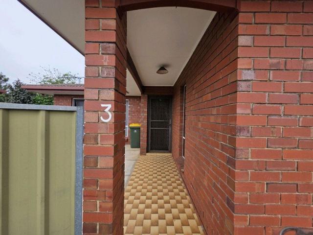 Hi, I'm Your Easy Care Retreat in Tranmere