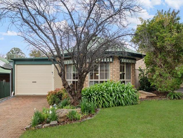 Hi, I'm Easy Family Living.