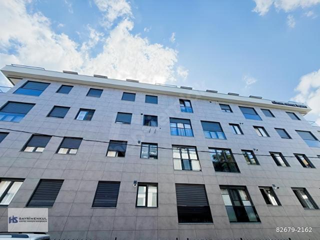 HİS GAYRİMENKUL'DEN KÜÇÜKYALI'DA ÖN CEPHE SIFIR BİNA'DA 2+1 90m