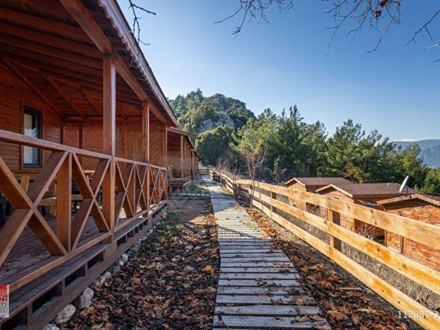 HİSARÇANDIRDA 10.570 M2 ARAZİ ÜZERİNDE SATILIK BUNGALOV OTEL