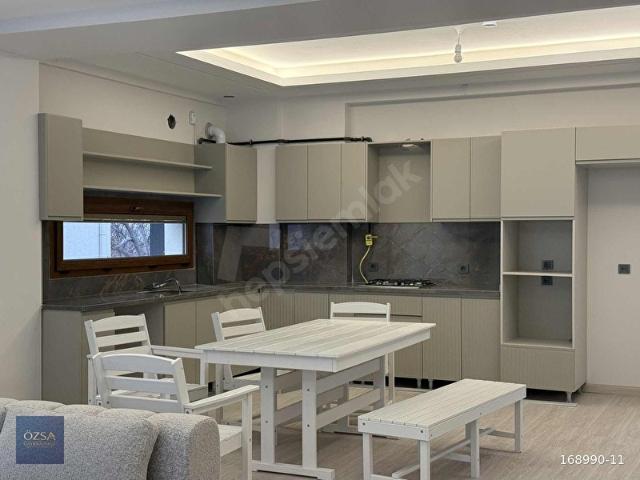 HİSARCIK MAH YERDEN ISITMALI SATILIK 4+1 OTURUMA HAZIR VİLLA