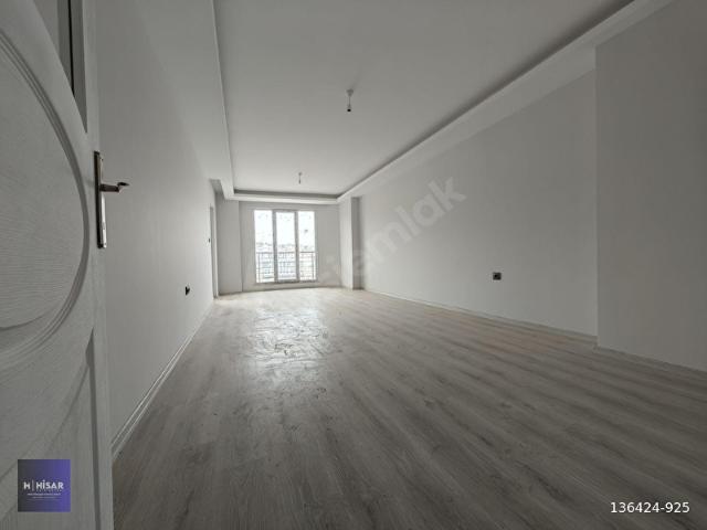 HİSAR'DAN ŞEHRİN MERKEZİNDE DENİZ MNZ. BULVARA CEPHE 3+1 DAİRE