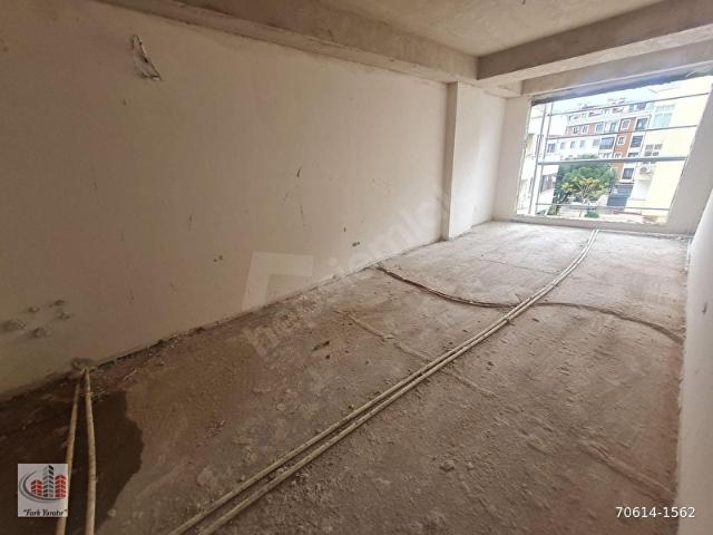 HİSAR'DAN İDEALTEPE 'DE ARAKATTA GENİŞ M2 Lİ SATILIK 1+1 DAİRE.