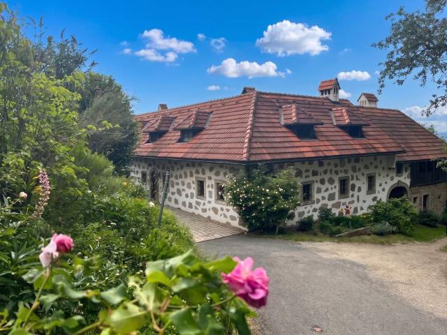 Himmlergut Historischer Landsitz in Alleinlage mit Traumausblick