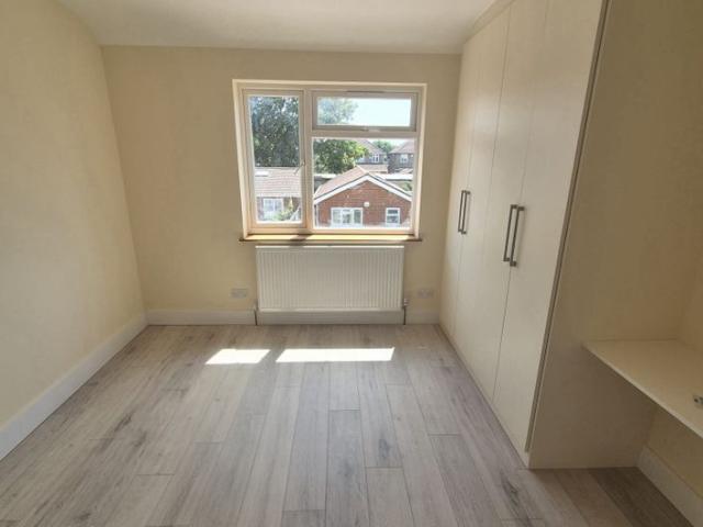 Hinton Avenue, Hounslow TW4, 4 bed detached house to rent, £3,200 pcm | PrimeLocation
