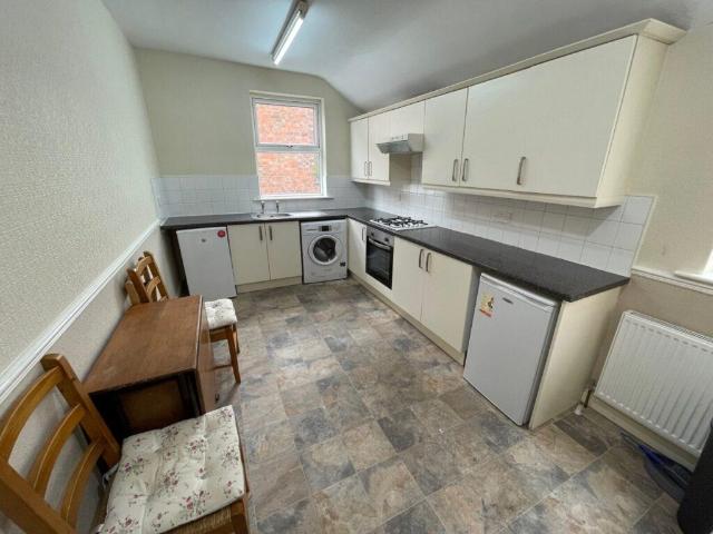 Hinckley Road, Leicester LE3 3 bed apartment to rent £1,625 pcm £375 pw
