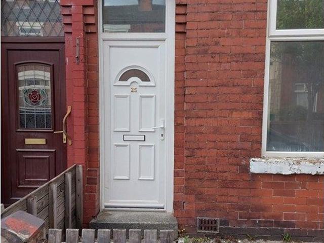 Hinde Street, Manchester M40, 2 bed terraced house to rent, £1,050 pcm | PrimeLocation
