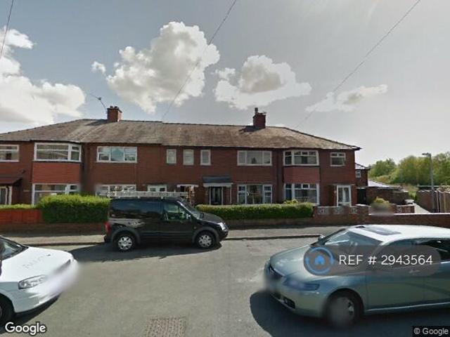 Hindle Avenue, Warrington, WA5 3 bed terraced house to rent £1,095 pcm £253 pw