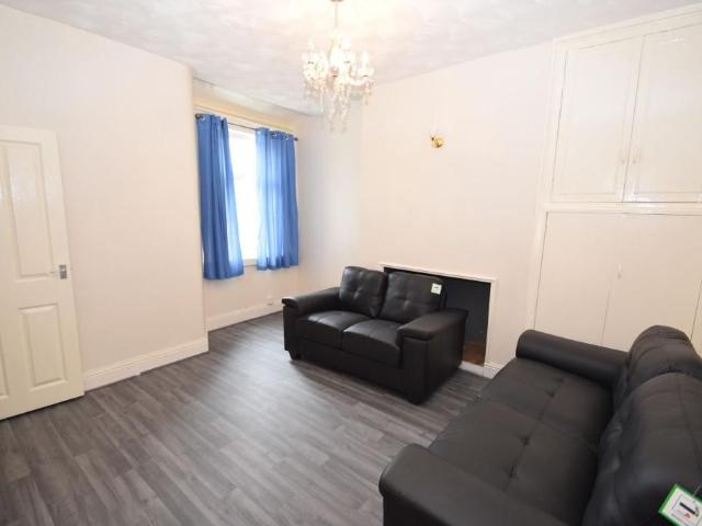 Hibbert Street, Rusholme M14, 4 bed terraced house to rent, £2,300 pcm | PrimeLocation