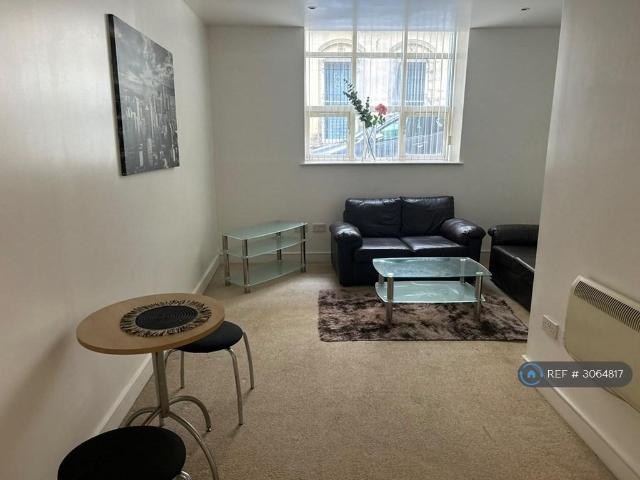 Hick Street, Bradford, BD1 1 bed flat to rent £625 pcm £144 pw