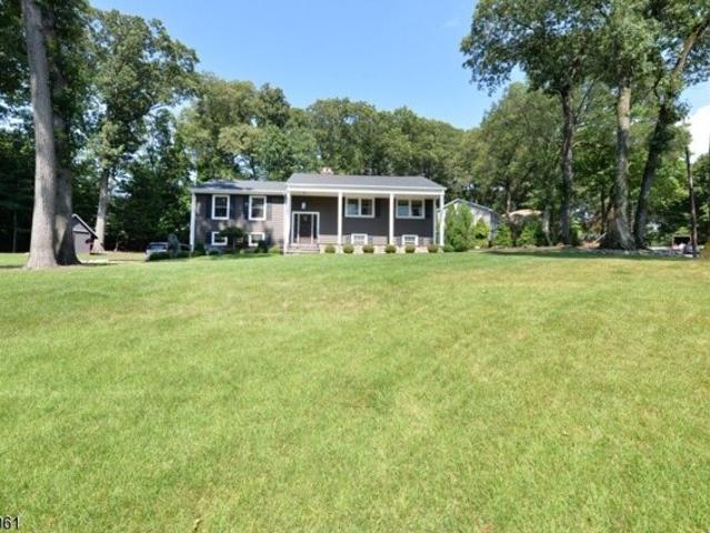 Hickory Hill Rd, Wyckoff, Home For Sale