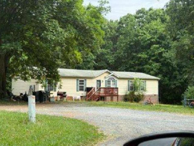 Hickory Ln