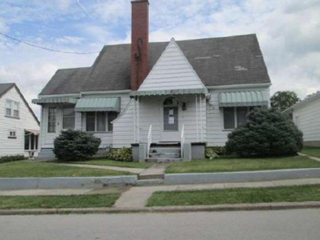 Hickory St